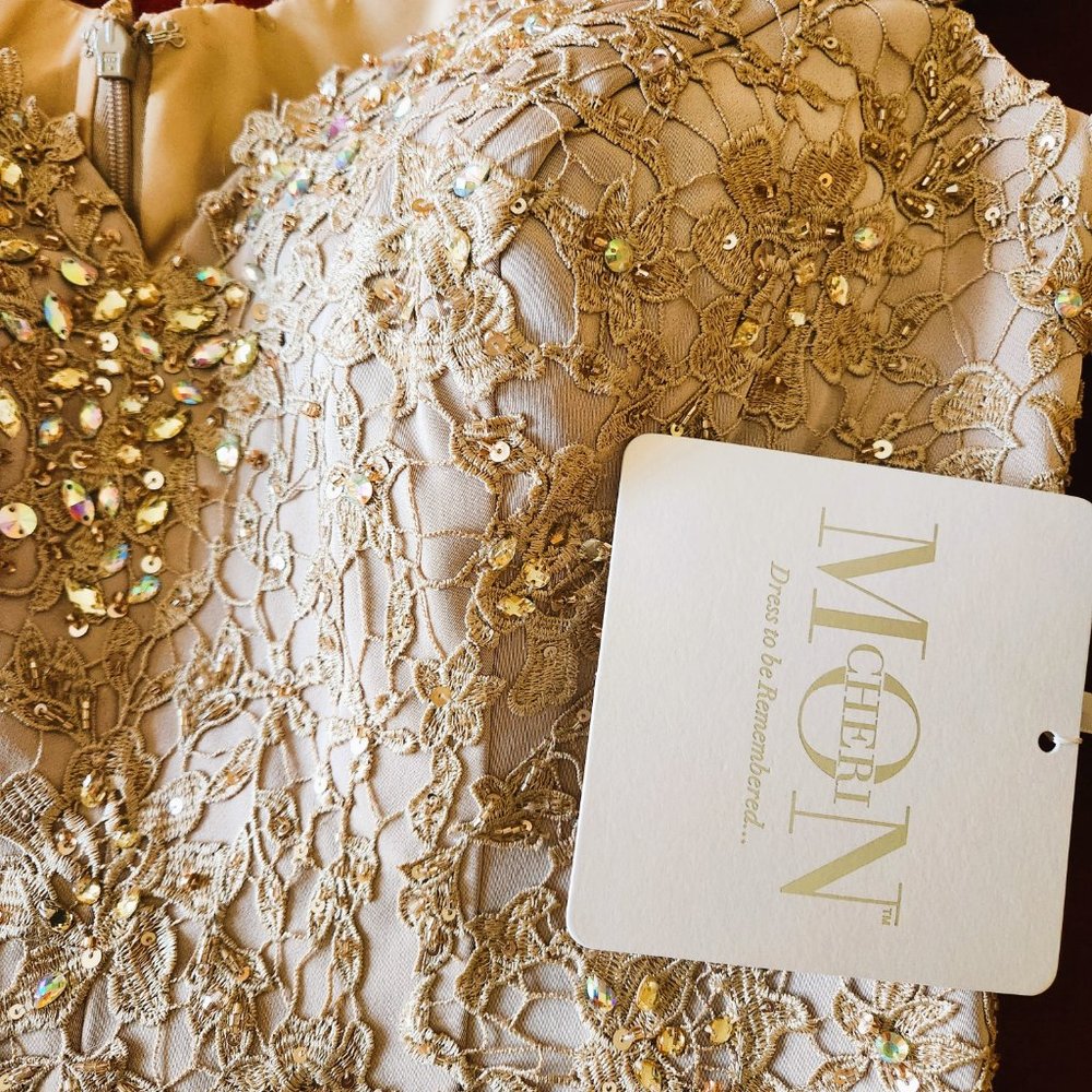 Mon Cheri Designer Off-the-Shoulder Trumpet Gown - Size 14  NWT - Picture 8 of 9